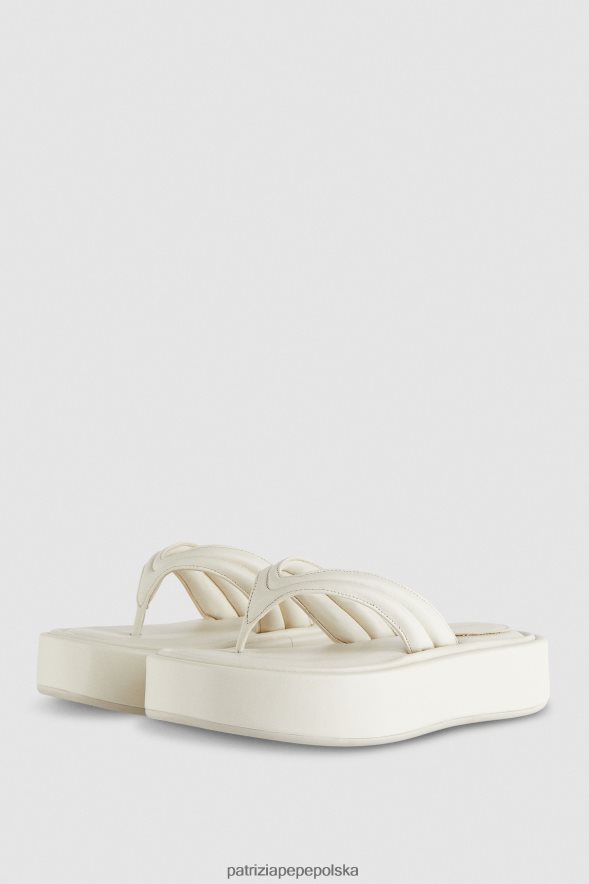 obuwie Patrizia Pepe złamana biel kobiety sandały z klapkami 866488859